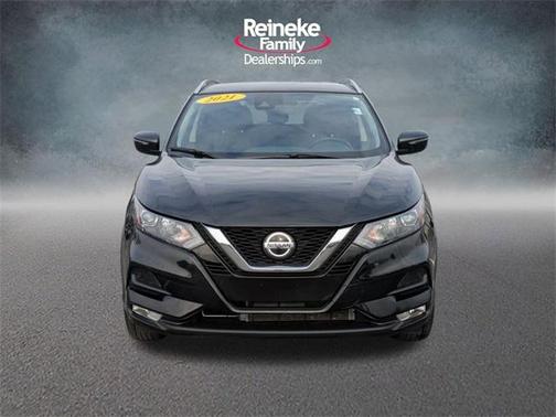 2021 Nissan Rogue Sport SV