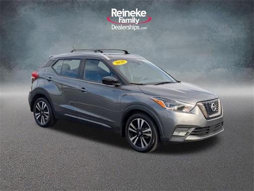 2020 Nissan Kicks SR