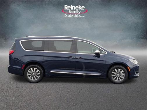 2020 Chrysler Pacifica Hybrid Limited