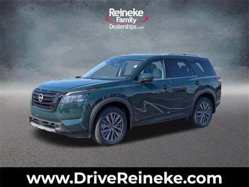 2025 Nissan Pathfinder SL 4WD