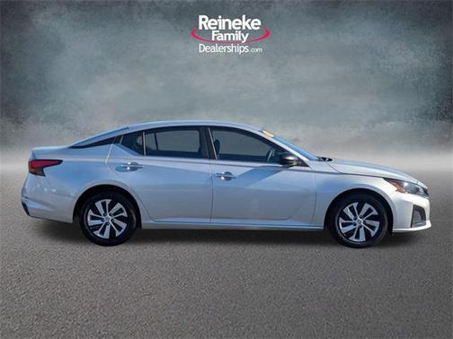 2024 Nissan Altima S FWD