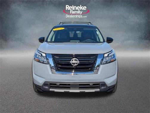 2023 Nissan Pathfinder Platinum 4WD