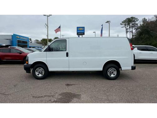 2023 GMC Savana 2500 Work Van
