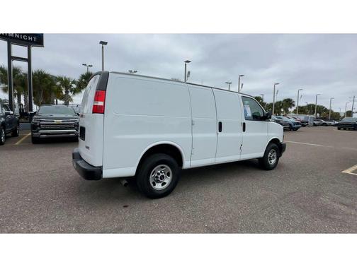 2023 GMC Savana 2500 Work Van