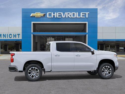 Polar White Tricoat 2026 Chevrolet Silverado 1500 LTZ
