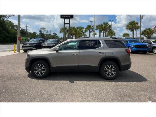 2023 GMC Acadia AWD SLT