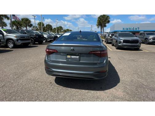Platinum Gray Metallic 2024 Volkswagen Jetta 1.5T S