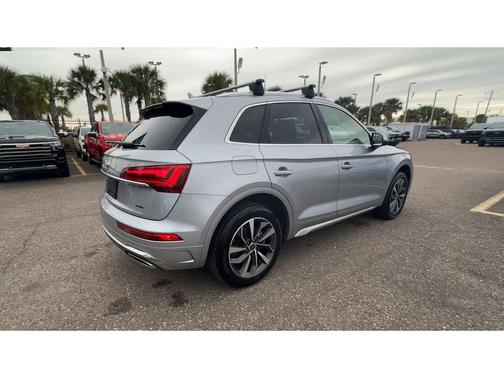 2024 Audi Q5 45 S line Premium Plus