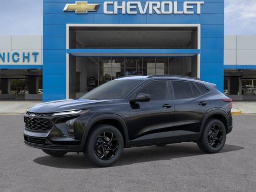 Mosaic Black Metallic 2026 Chevrolet Trax LT
