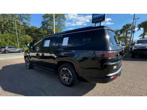 2023 Jeep Wagoneer L Series II 4x4