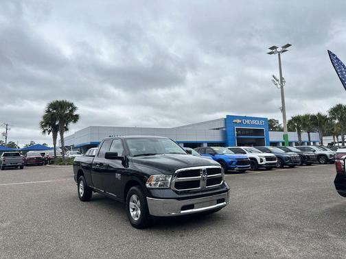 2024 RAM 1500 Classic SLT