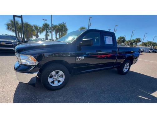 2024 RAM 1500 Classic SLT