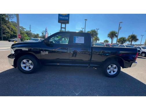 2024 RAM 1500 Classic SLT