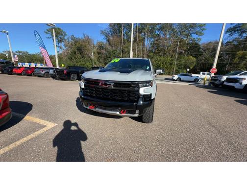2024 Chevrolet Silverado 1500 ZR2