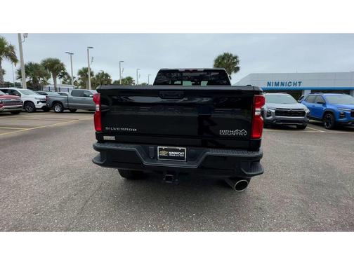 Black 2022 Chevrolet Silverado 2500 High Country