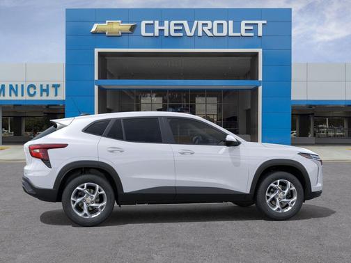 Summit White 2026 Chevrolet Trax LS