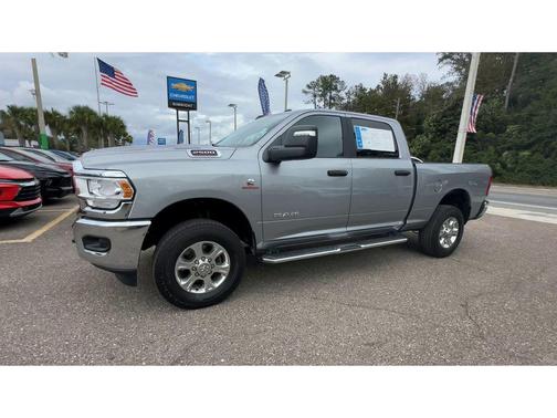 2024 RAM 2500 Big Horn Crew Cab 4x4 6'4' Box