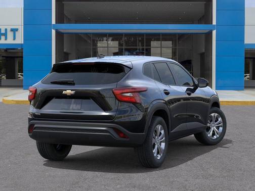 Mosaic Black Metallic 2026 Chevrolet Trax LS