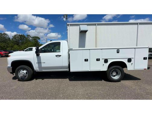 Summit White 2026 Chevrolet Silverado 3500 WT
