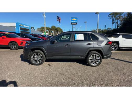 2023 Toyota RAV4 XLE Premium