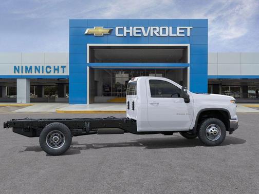 Summit White 2026 Chevrolet Silverado 3500 WT