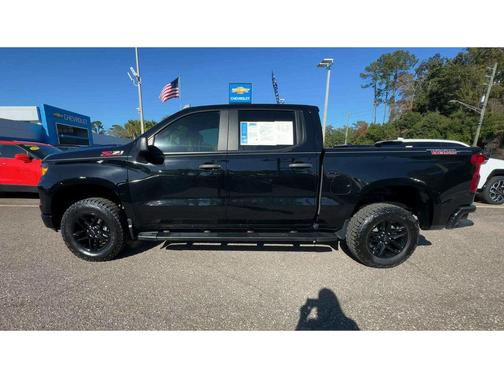 2024 Chevrolet Silverado 1500 Custom Trail Boss