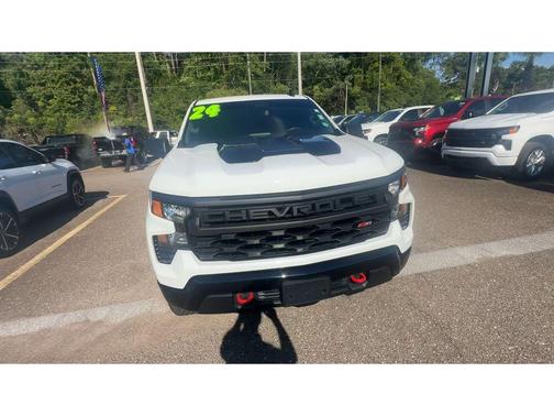 Summit White 2024 Chevrolet Silverado 1500 Custom Trail Boss