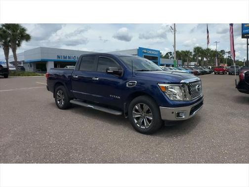 2017 Nissan Titan SV