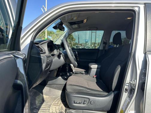 2023 Toyota 4Runner TRD Off Road