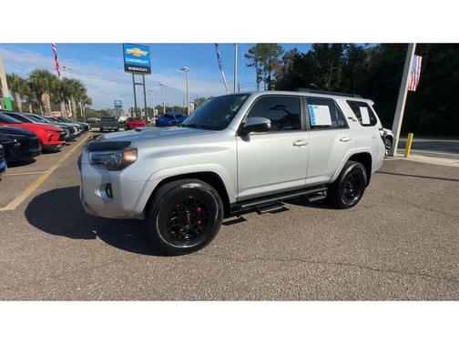 2023 Toyota 4Runner TRD Off Road