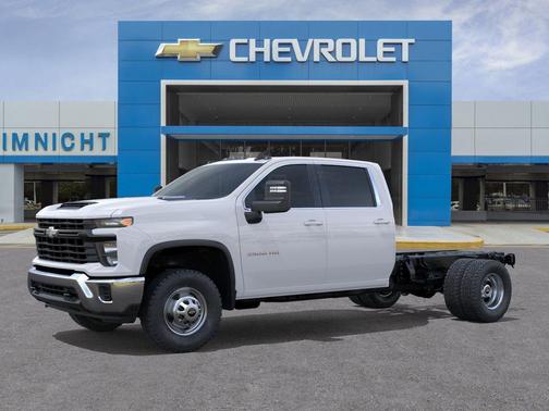 Summit White 2026 Chevrolet Silverado 3500 WT