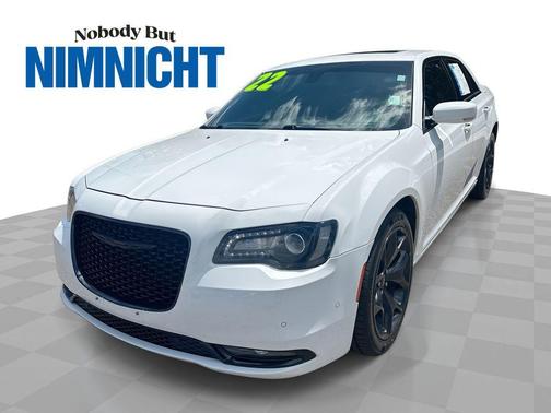 Bright White Clearcoat 2022 Chrysler 300 S