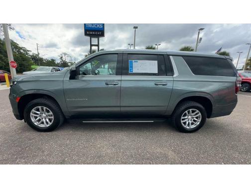 2024 Chevrolet Suburban LT