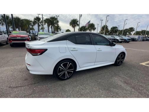 2022 Nissan Sentra SR