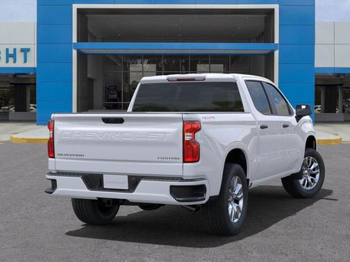 2025 Chevrolet Silverado 1500 Custom