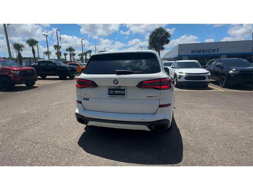Alpine White 2022 BMW X5 sDrive40i