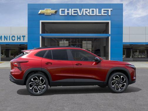 Apex Red 2026 Chevrolet Trax FWD 2RS