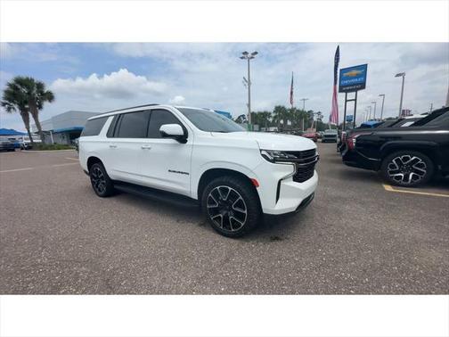 2022 Chevrolet Suburban RST