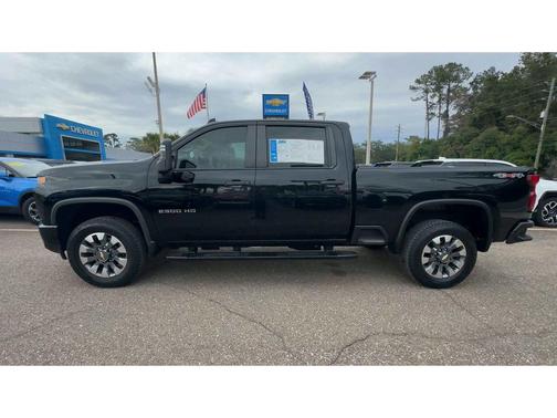 2022 Chevrolet Silverado 2500 Custom