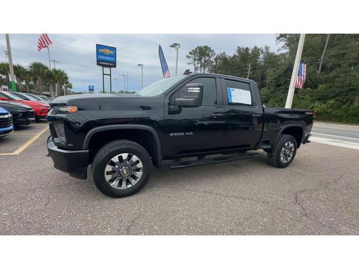 2022 Chevrolet Silverado 2500 Custom