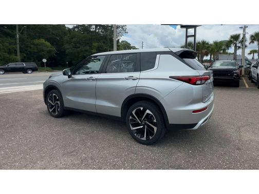 2024 Mitsubishi Outlander SE 2.5 2WD