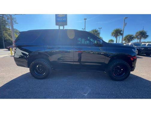 2022 Chevrolet Tahoe 2WD RST