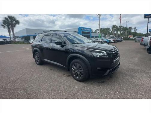 2024 Nissan Pathfinder SV 4WD