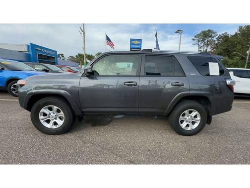 2021 Toyota 4Runner SR5