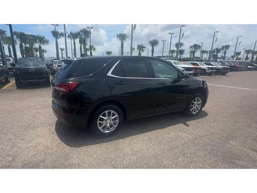 Mosaic Black Metallic 2024 Chevrolet Equinox 1LT
