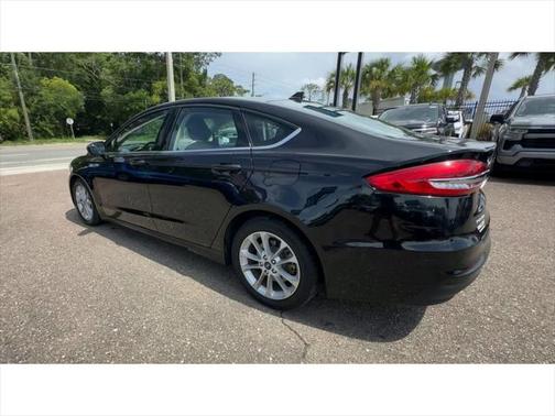 2020 Ford Fusion Hybrid SE