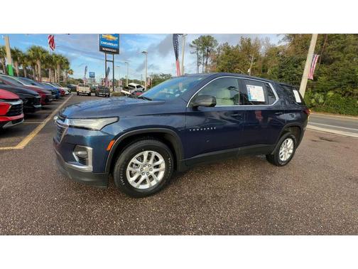 2022 Chevrolet Traverse LS