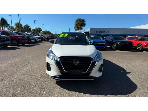 2023 Nissan Kicks SV