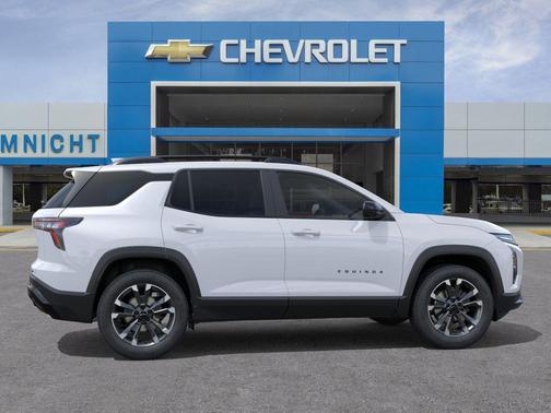 Polar White Tricoat 2026 Chevrolet Equinox FWD RS