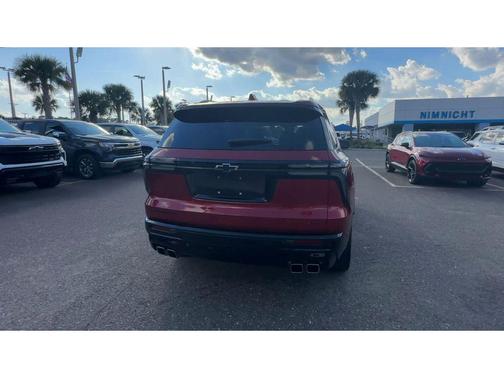 2025 Chevrolet Traverse RS